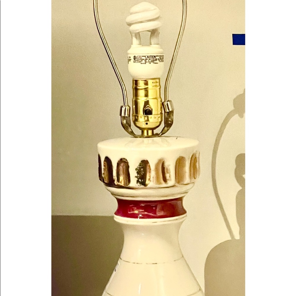 This listing is for TWO (2) Vintage Mid Century Lamps